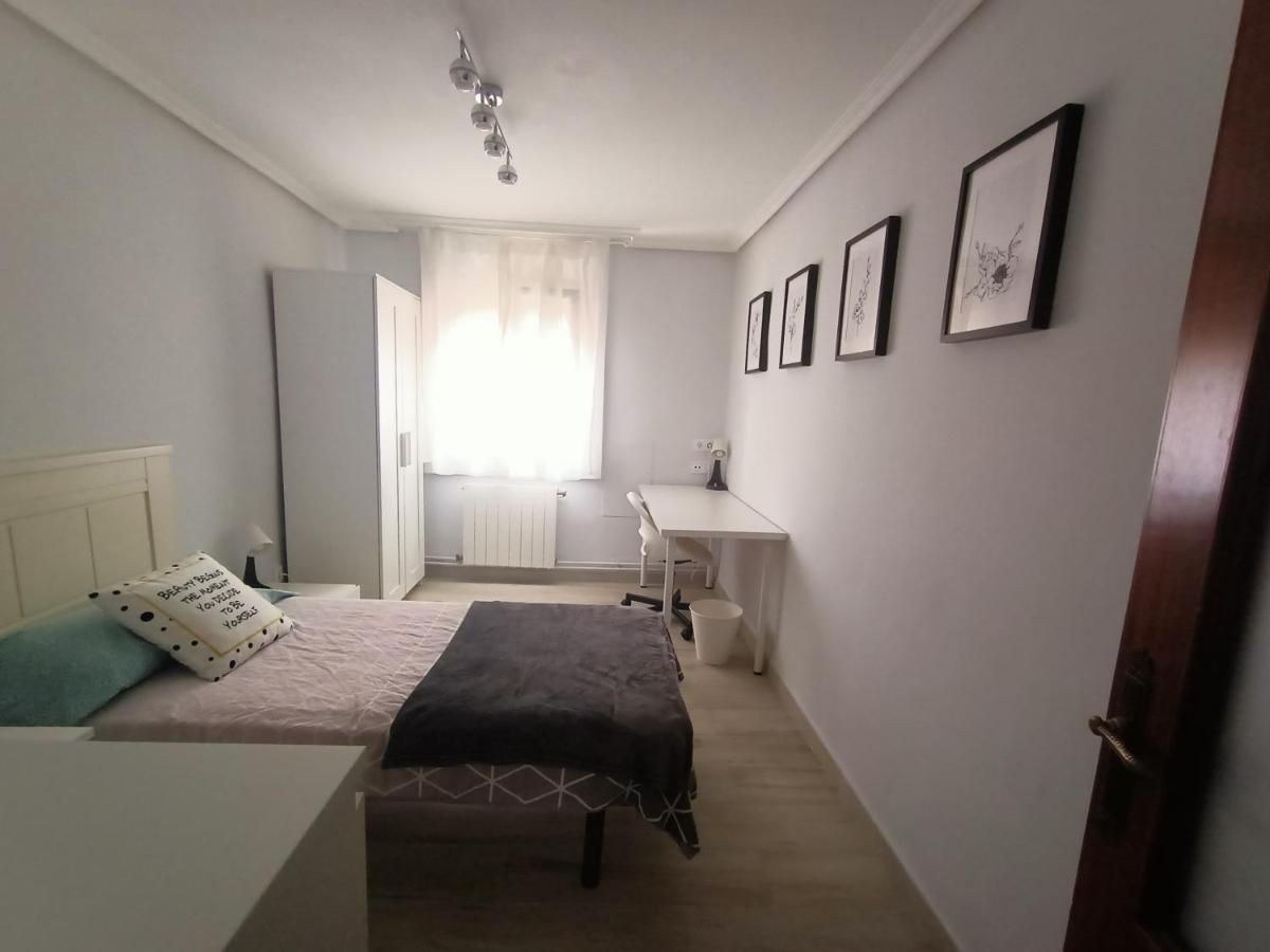 Piso San Roque 3 Hab Cerca Del Centro Y Universidad Apartment Santander Exterior photo